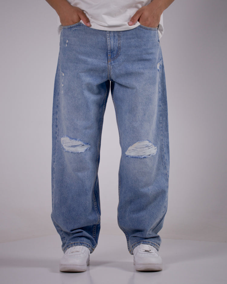 LOOSE FIT RIPPED BAGGY JEANS IN BLUE