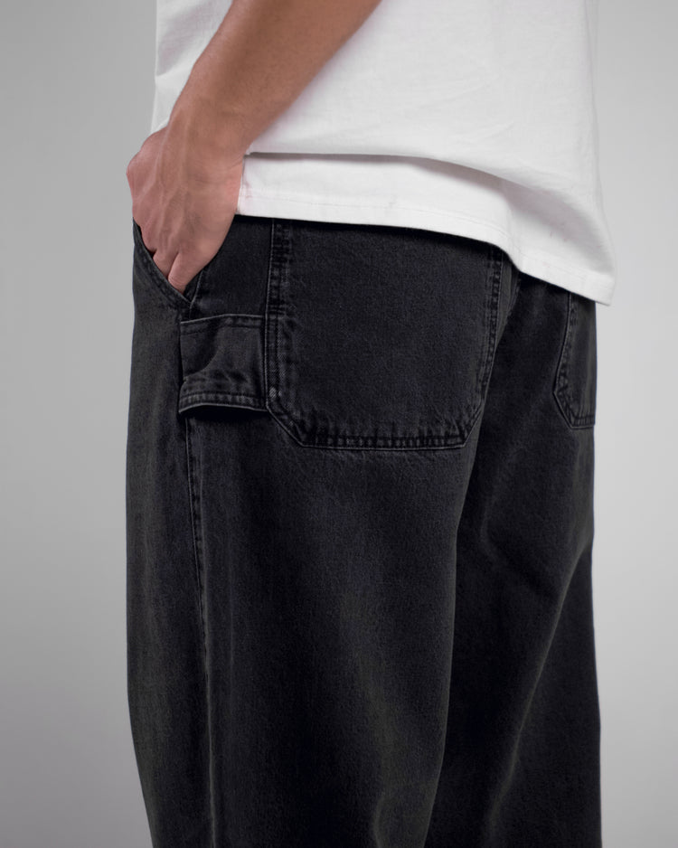 LOOSE FIT BAGGY JEANS IN BLACK