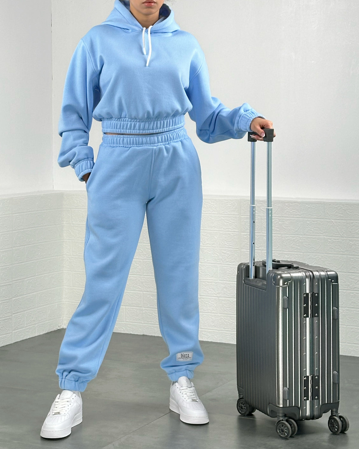 ESSENTIAL CROP TOP HOODIE & SWEATPANTS SET ELASTIC
