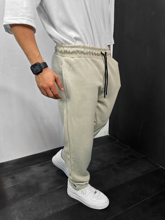 Pleated Comfortable Fit pants