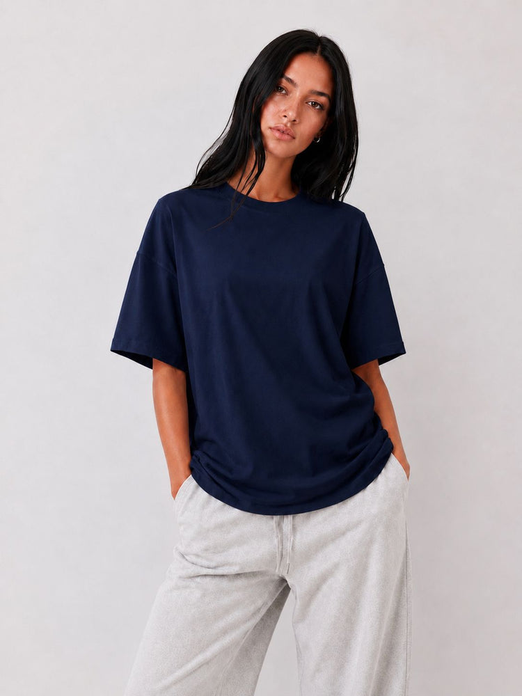 OVERSIZE FEMALE T-SHIRT