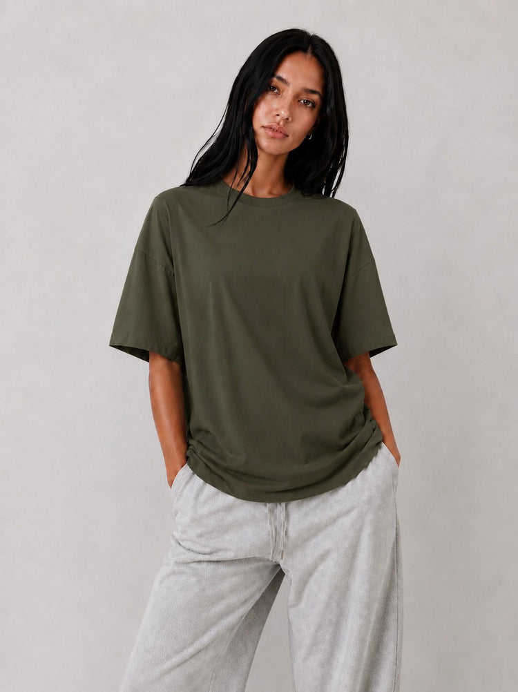 OVERSIZE FEMALE T-SHIRT