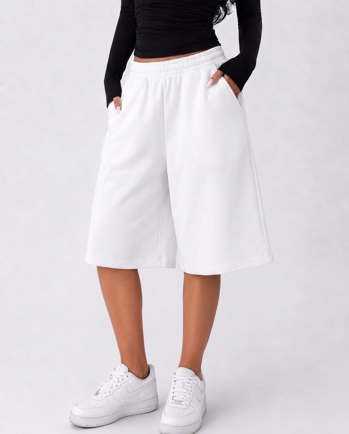 FEMALE SWEATSHORT