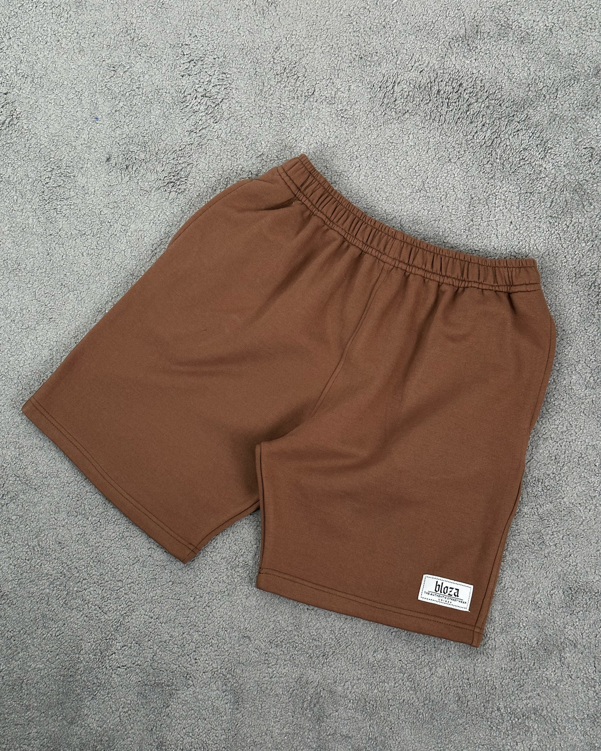 Essential Superthick Short