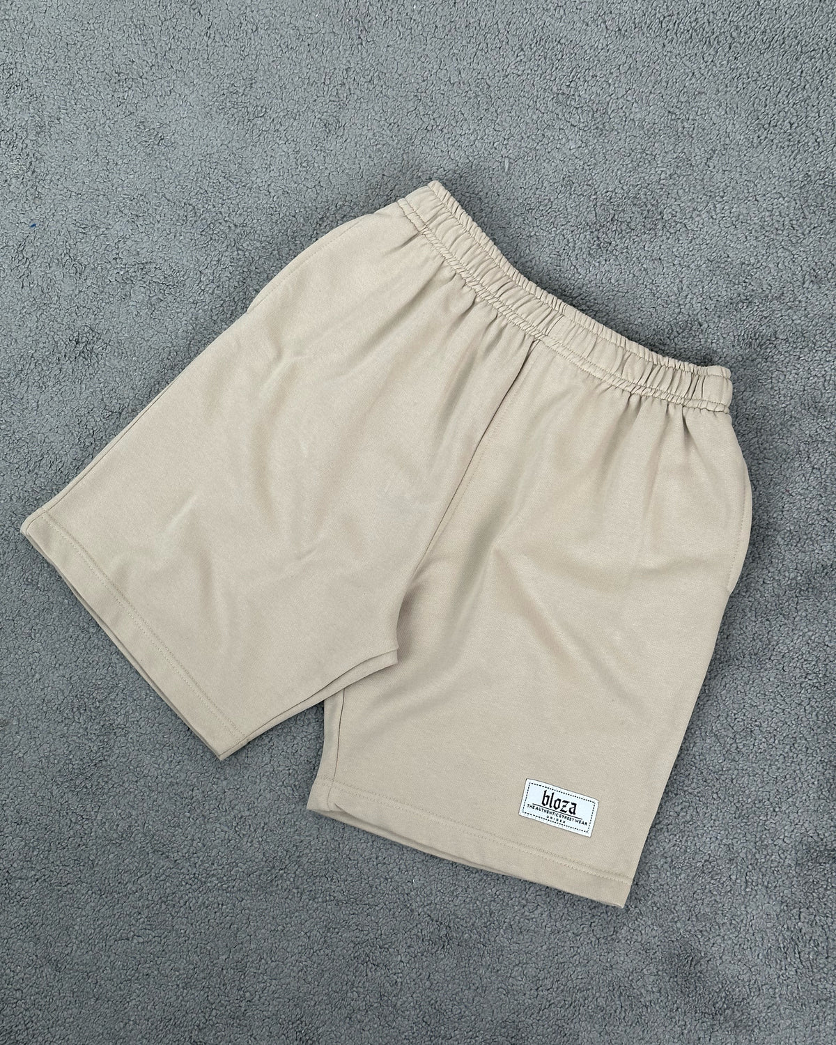 Essential Superthick Short